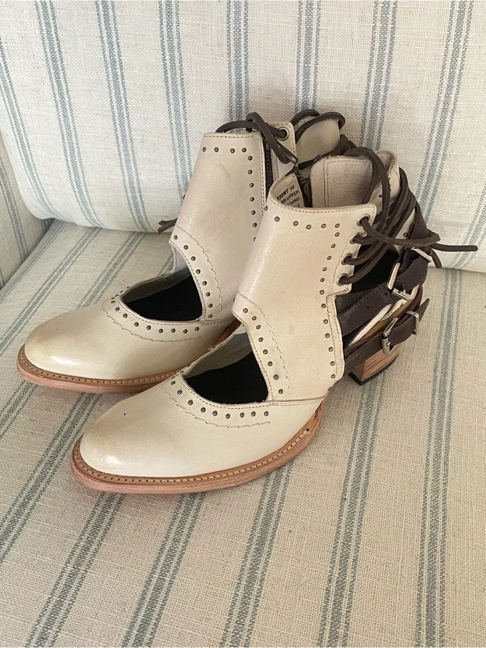 Freebird By Steven Desert Leather Buckle Cutout Studded Ankle Boots Size 10